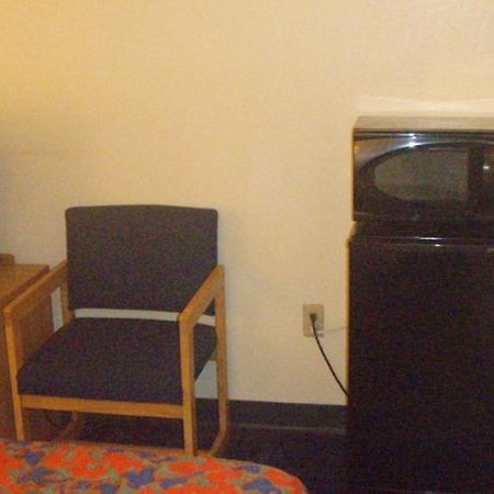 Pawnee Inn Wichita Room photo